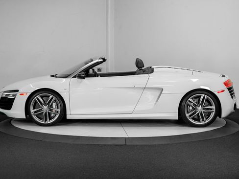 Used 2015 Audi R8 V10 AWD/4WD image 7