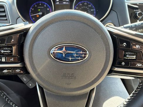 Used 2018 Subaru Outback 2.5i Limited AWD/4WD image 28