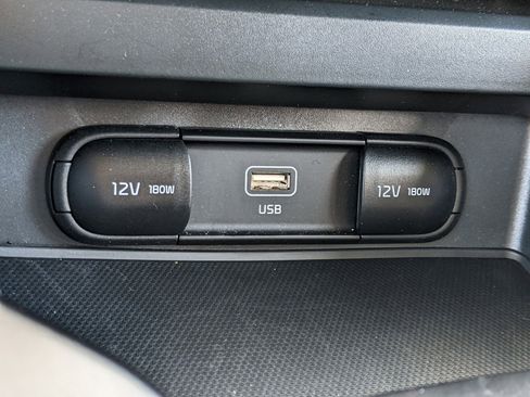 Certified 2023 Kia Soul LX image 46