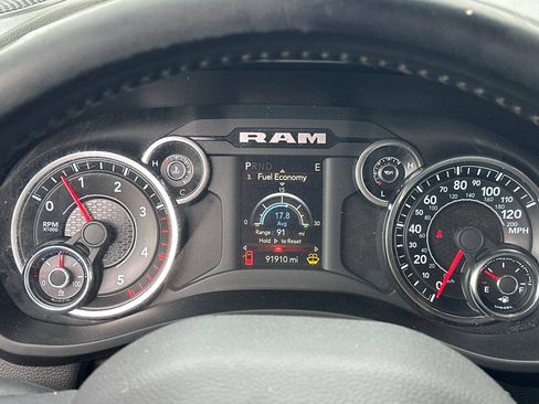 Used 2019 RAM 3500 Big Horn image 29