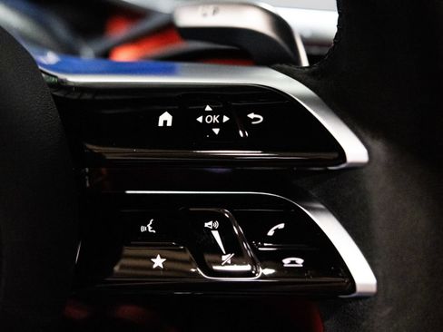 Used 2025 Mercedes-Benz AMG GT 63 image 44