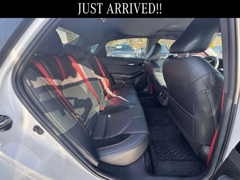 Used 2021 Toyota Avalon TRD image 11
