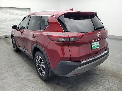 Used 2021 Nissan Rogue SV w/ Premium Package image 5