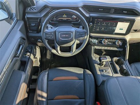 Used 2023 GMC Sierra 1500 AT4 w/ Technology Package image 16