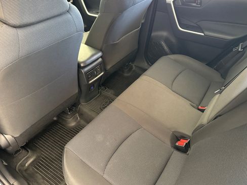 Certified 2024 Toyota RAV4 LE AWD/4WD image 11