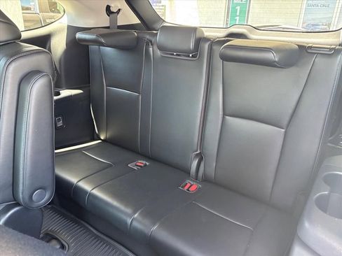 Used 2023 Toyota Highlander Limited AWD/4WD image 12