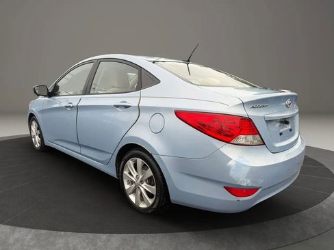Used 2014 Hyundai Accent GLS w/ Option Group 2 FWD image 7