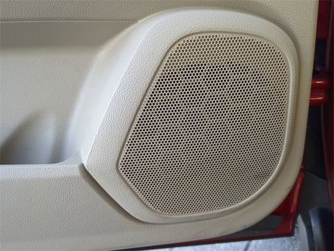 Used 2015 Cadillac SRX Luxury w/ Driver Awareness Package image 20