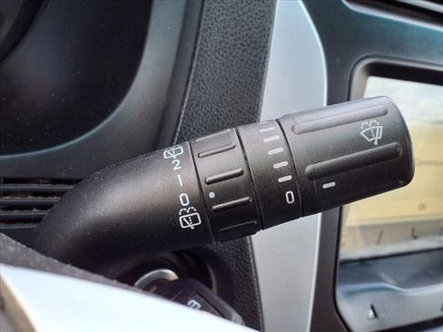 Used 2013 Ford Explorer XLT image 21