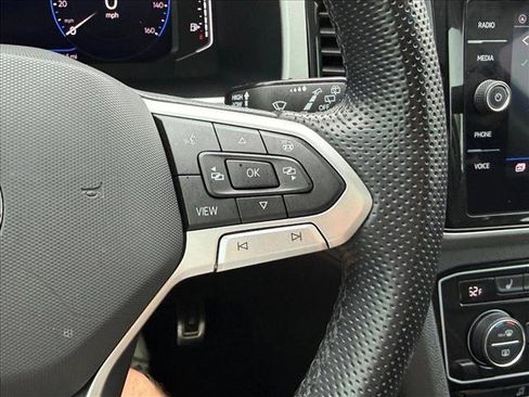Used 2021 Volkswagen Atlas SEL R-Line FWD image 22