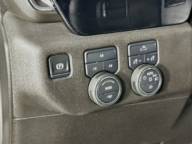 Used 2025 Chevrolet Silverado 2500 LT w/ Convenience Package AWD/4WD image 10