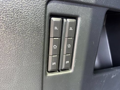 Used 2021 Ford Expedition Platinum AWD/4WD image 8