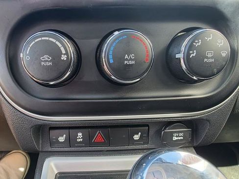 Used 2016 Jeep Compass High Altitude AWD/4WD image 14