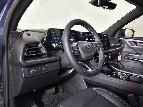 New 2026 Chevrolet Traverse LT w/ Midnight/Sport Edition image 10