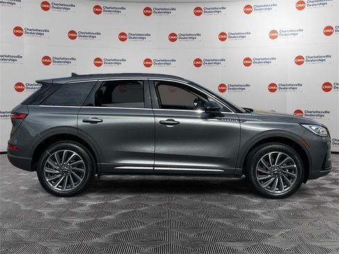 New 2025 Lincoln Corsair Reserve image 6