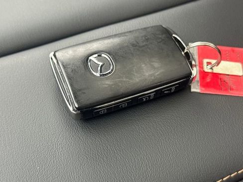 Used 2025 MAZDA CX-70 3.3 Turbo S w/ Premium Package image 29