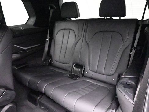 Used 2019 BMW X7 xDrive40i w/ Premium Package AWD/4WD image 18