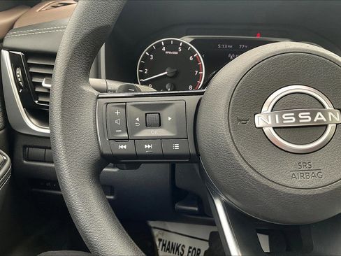 Certified 2023 Nissan Rogue SV image 24
