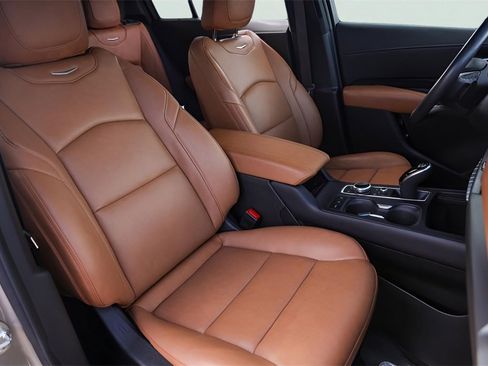 Used 2024 Cadillac XT4 Premium Luxury w/ Active Safety Package image 34