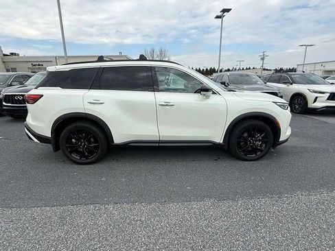 Certified 2025 INFINITI QX60 Luxe w/ Black Edition image 15