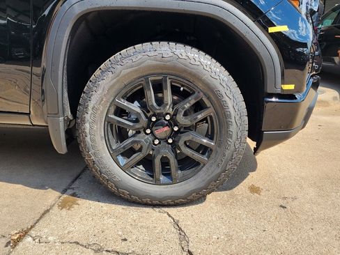 New 2026 GMC Sierra 1500 Elevation image 48