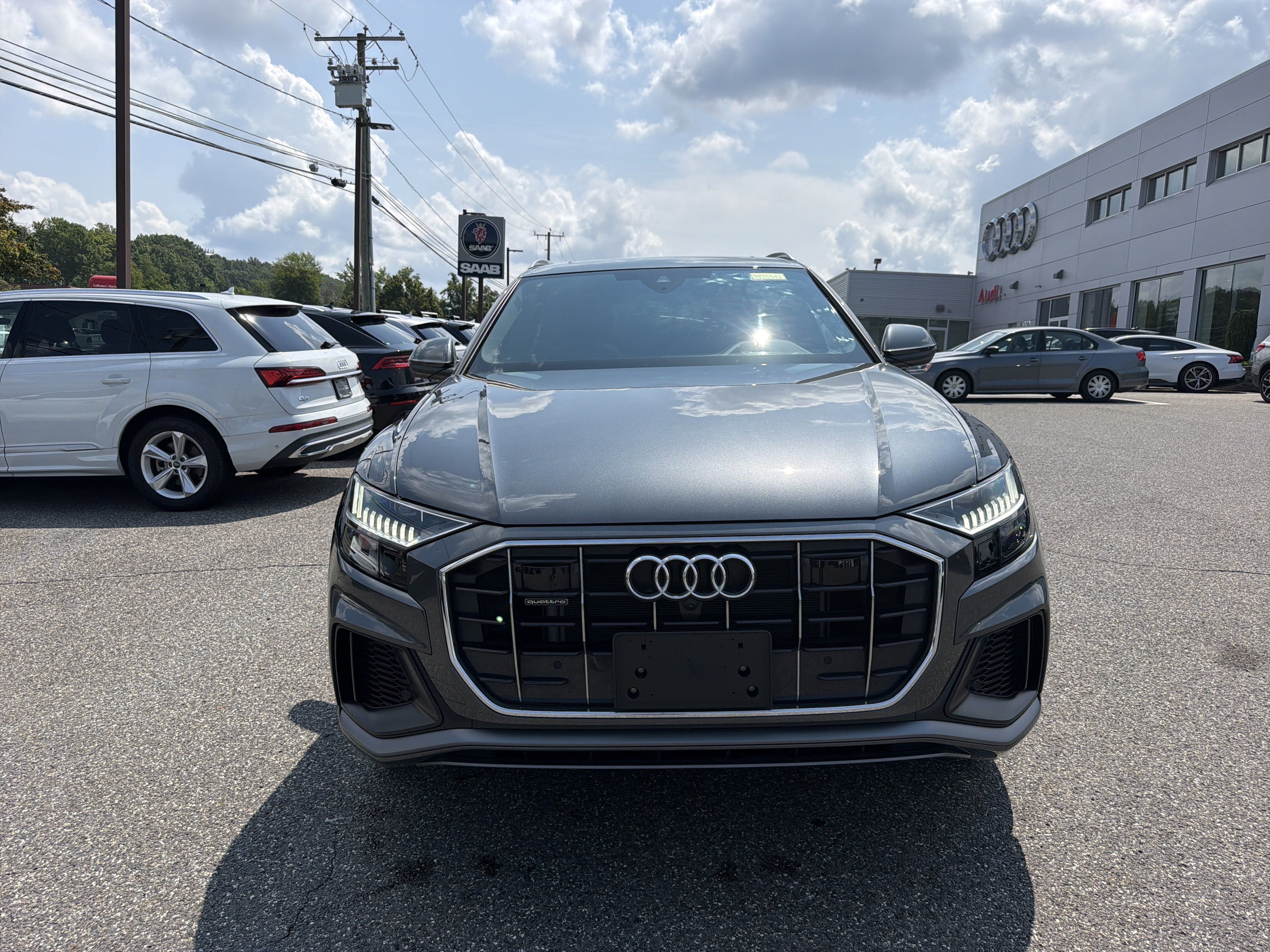 Certified 2023 Audi Q8 Premium Plus w/ Premium Plus Package AWD/4WD image 2