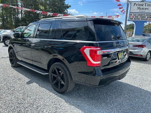 Used 2018 Ford Expedition XLT w/ Equipment Group 202A image 3
