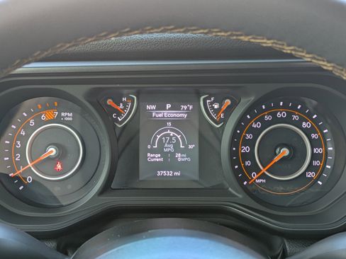 Used 2024 Jeep Wrangler Sport S image 26