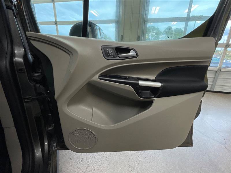 Used 2022 Ford Transit Connect XLT FWD image 24
