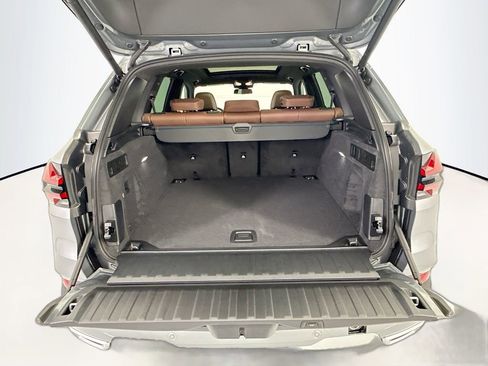New 2026 BMW X5 xDrive40i w/ Executive Package image 27