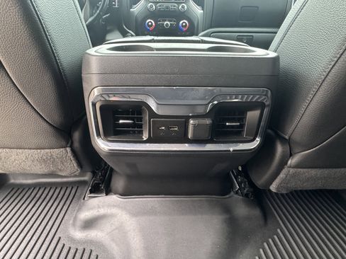 Used 2022 GMC Sierra 2500 Denali image 8