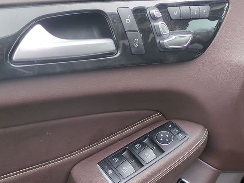 Used 2018 Mercedes-Benz GLE 350 4MATIC image 11