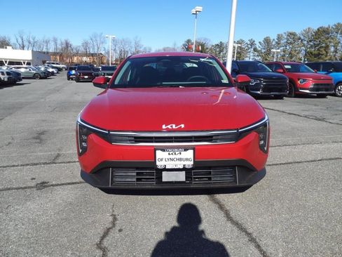 New 2025 Kia K4 LXS image 9