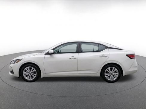 Used 2025 Nissan Sentra S FWD image 4