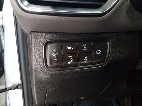 Used 2019 Hyundai Santa Fe Limited AWD/4WD image 11