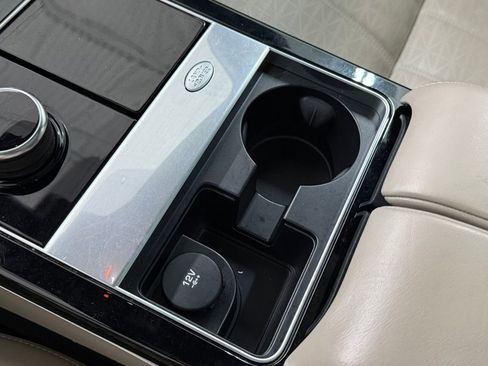 Used 2019 Land Rover Range Rover Velar R-Dynamic HSE image 23