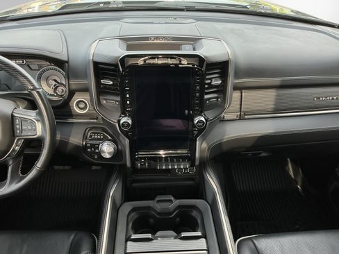Used 2021 RAM 1500 Limited AWD/4WD image 11