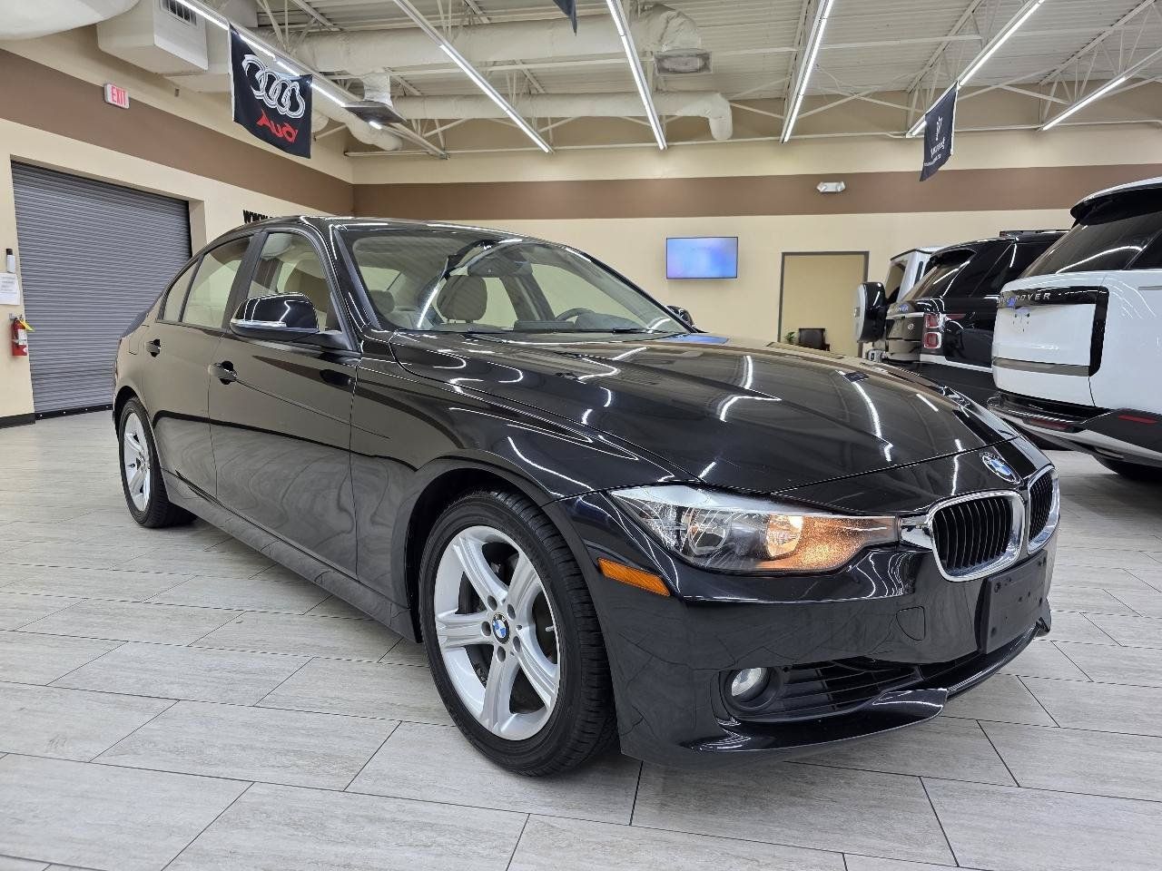 Used 2013 BMW 328i Sedan RWD image 4