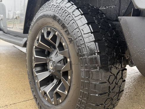 Used 2018 Jeep Wrangler Unlimited Sport S image 4