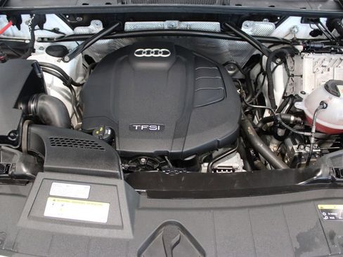 Used 2018 Audi Q5 Prestige w/ Prestige Package image 9