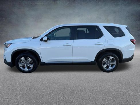Used 2025 Honda Pilot EX-L image 2