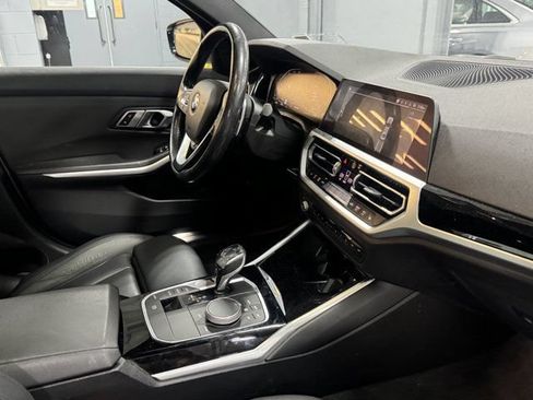 Used 2019 BMW 330i xDrive Sedan w/ Convenience Package AWD/4WD image 29