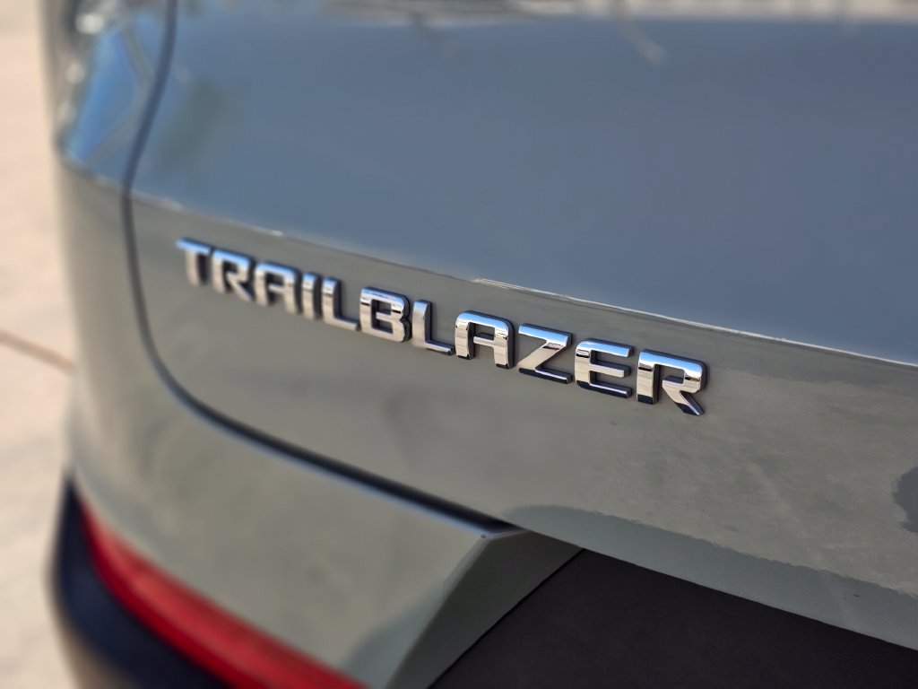 Used 2026 Chevrolet TrailBlazer LT FWD image 13