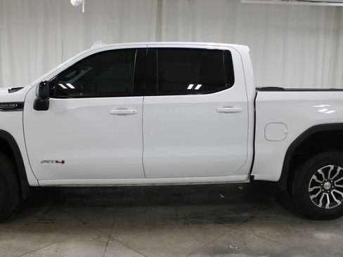 Used 2022 GMC Sierra 1500 AT4 w/ AT4 Premium Package image 6