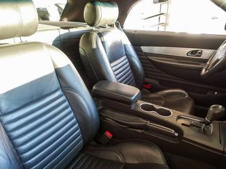 Used 2002 Ford Thunderbird video 2