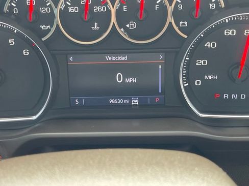 Used 2020 Chevrolet Silverado 1500 LT w/ Convenience Package AWD/4WD image 7