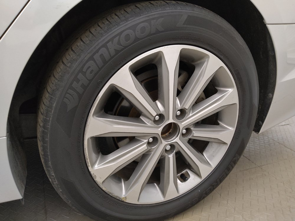 Used 2016 Hyundai Sonata Limited w/ Option Group 05 FWD image 31