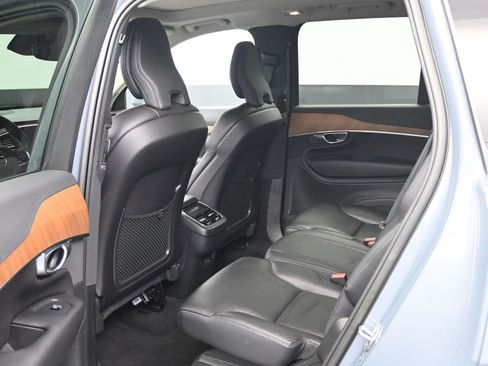 Used 2023 Volvo XC90 B6 Core w/ Climate Package image 10