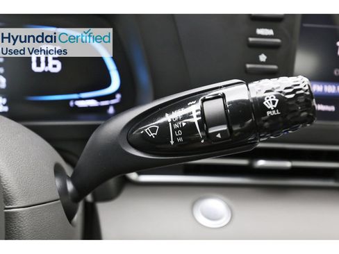 Certified 2025 Hyundai Elantra Sport FWD image 21