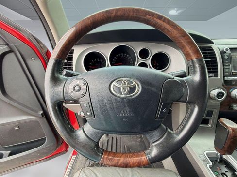Used 2011 Toyota Tundra Limited w/ Platinum Pkg AWD/4WD image 15